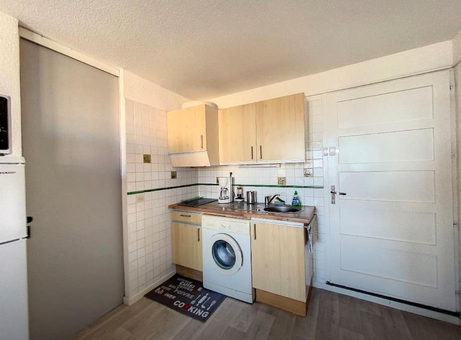Appartement Le Barcares Avec Vue Sur Mer De Type T2 Location Arrivee A Partir De 15H Depart Maximum A 11H Location Du Samedi Au Samedi Juillet Et Aout Luaran gambar
